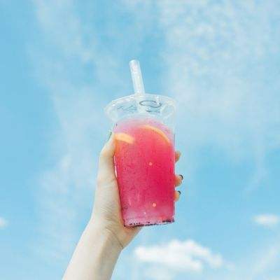 日本2月服务业通胀率升至2.7%